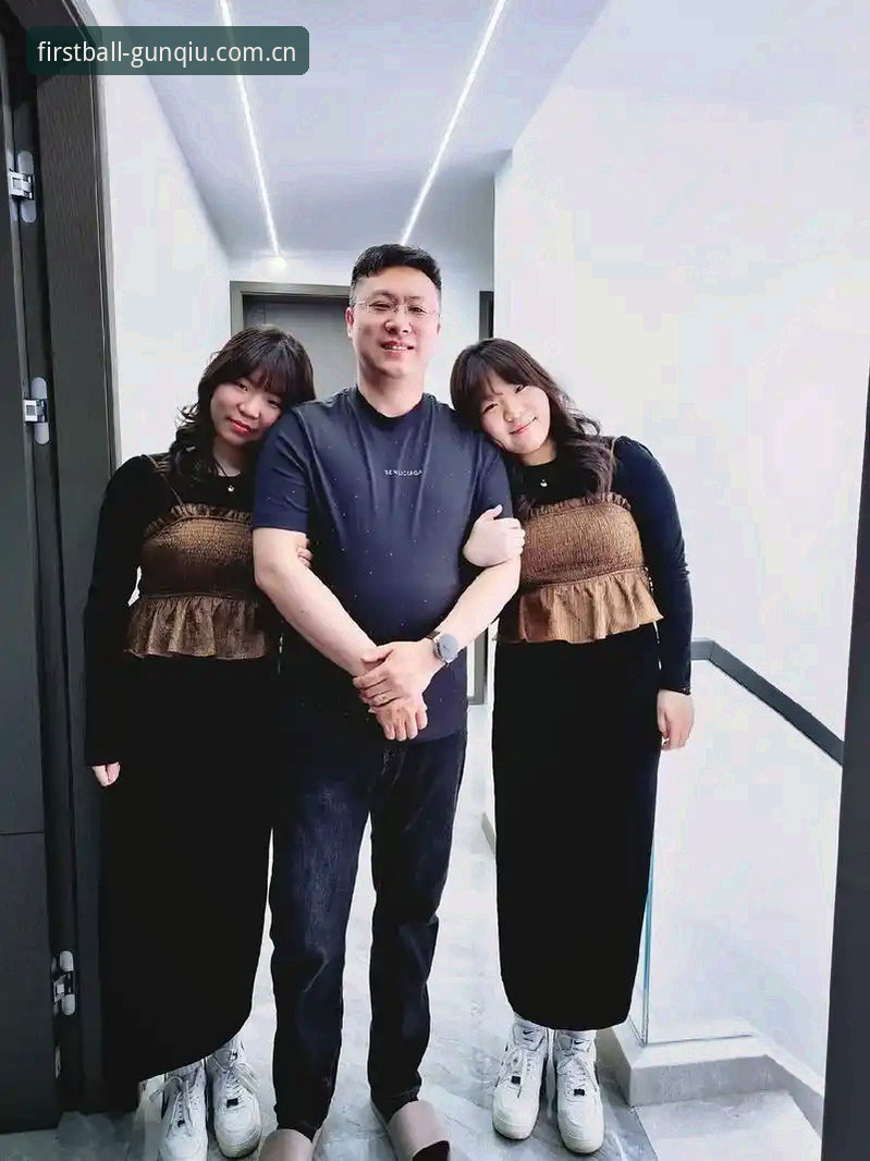 老球迷王姐的实战心得：滚球体育客服中文主页手机版好用在哪？